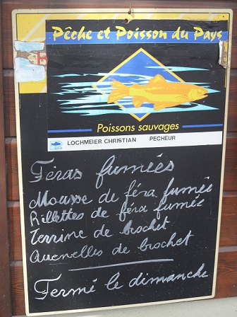 Buy directly from the fishermen on rue des Pecheries in Nyon © genevafamilydiaries.net