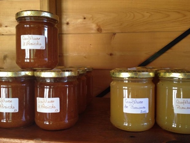 Home-made jams from the farm. Photo © genevafamilydiaries.net